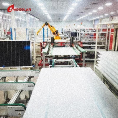 Cadre en alliage d'aluminium anodisé 410W Panneaux solaires à bardeaux Module PV pour panneau solaire de toit