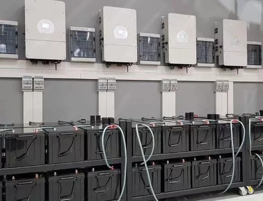 Système de stockage solaire hybride monophase de 12 kW à 16 kW avec batterie au lithium basse tension