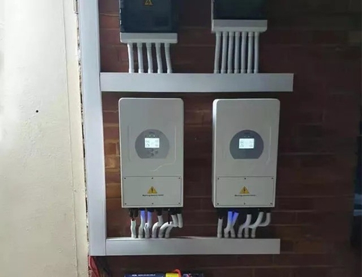 Système solaire à domicile à phase unique 6kw Inverteur Deye Système photovoltaïque SUN-6K-SG05LP1-EU